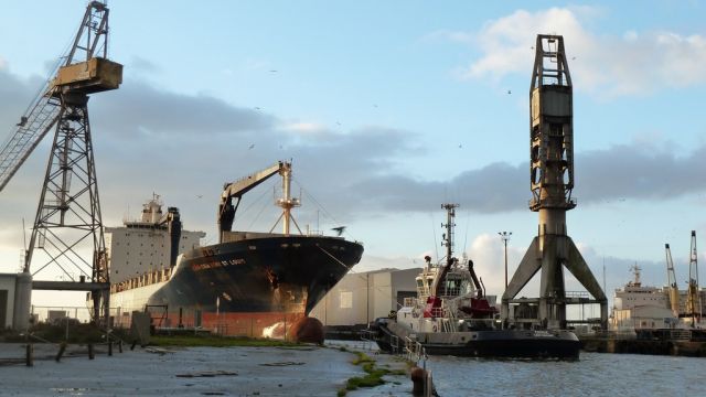 CMA CGM Fort Saint Louis - Forme Joubert - 02 fevrier 2013 (04).JPG